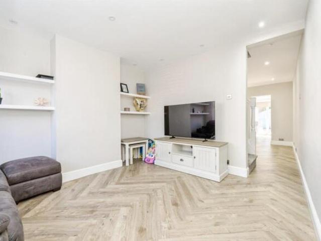 Cottage for sale in North Watford, Watford