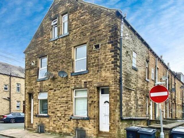 House for sale in Lawkholme, Bradford