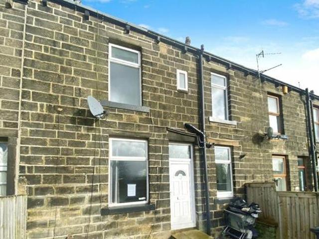 House for sale in Riddlesden, West Yorkshire