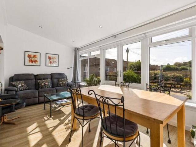 Cottage for sale in Clober, Milngavie