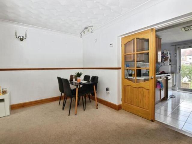 Cottage for sale in Gipsyville, Hull