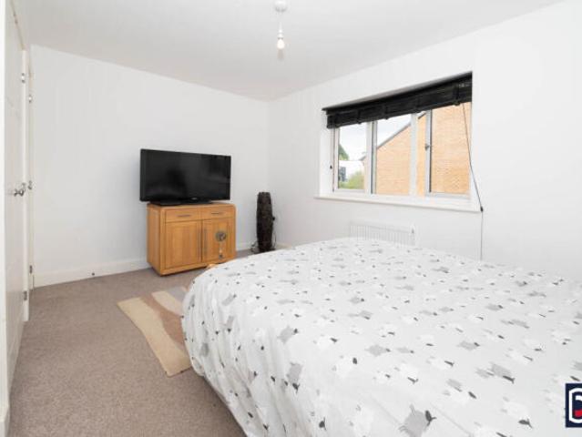 Cottage for sale in Northampton, Northamptonshire