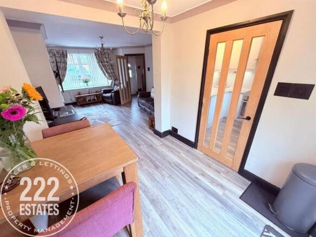 Cottage for sale in Hulme, Warrington