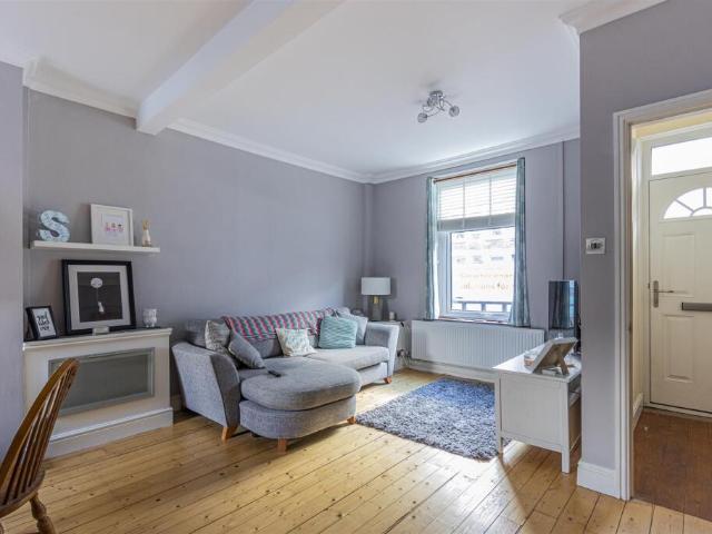 Cottage for sale in Roath, Wales