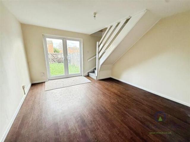 Cottage for sale in Cat Hill