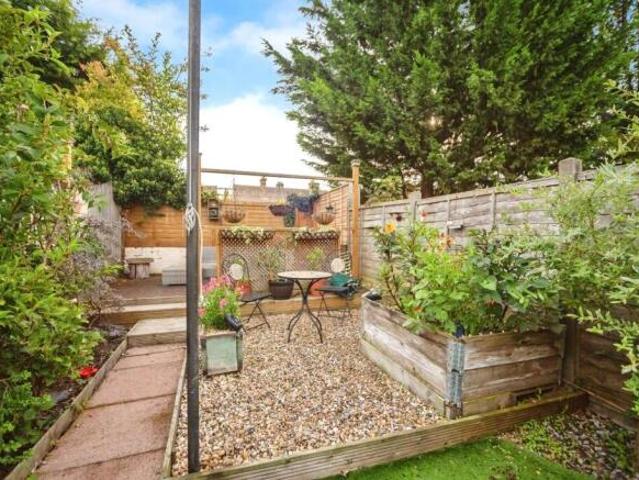 Cottage for sale in Midway, Kent