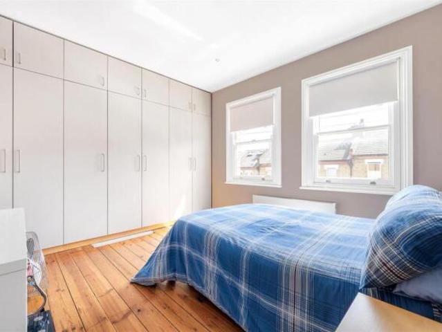 Cottage for sale in West Norwood, Greater London
