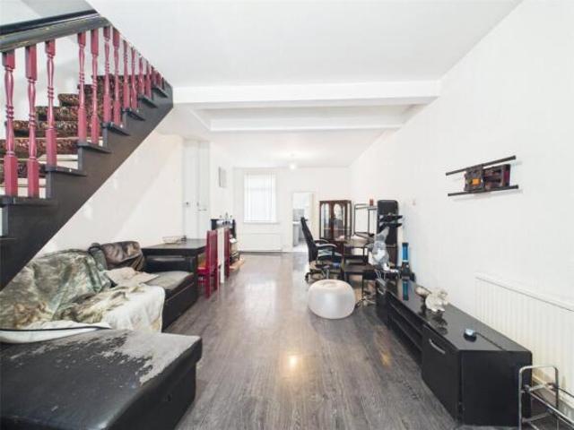 Cottage for sale in Pendlebury, Salford