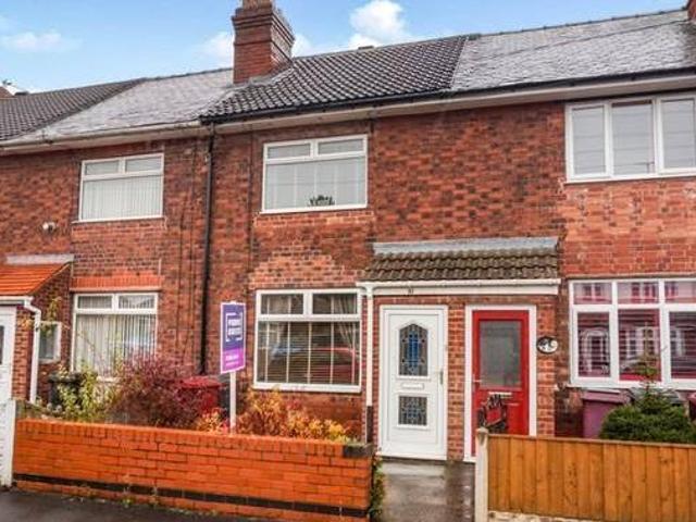 House for sale in Froggatt, East Midlands