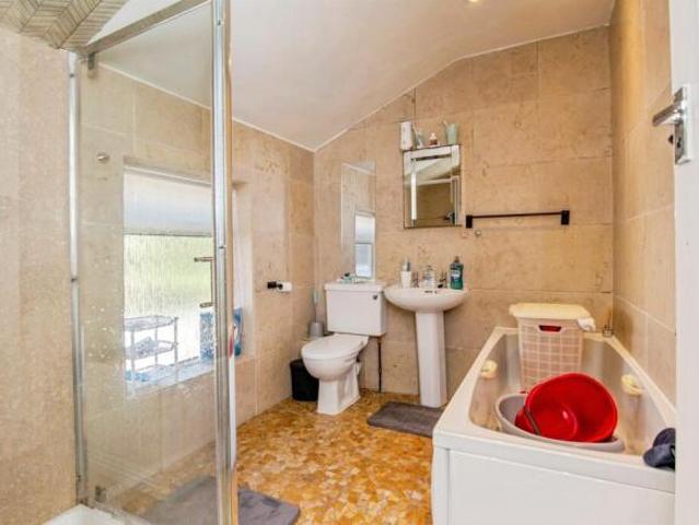 Cottage for sale in The Ronkswood, Worcestershire