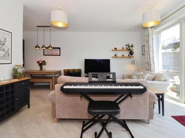Cottage for sale in Feckenham, City Of Bristol