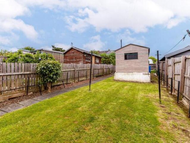 Cottage for sale in Bearsden, Scotland