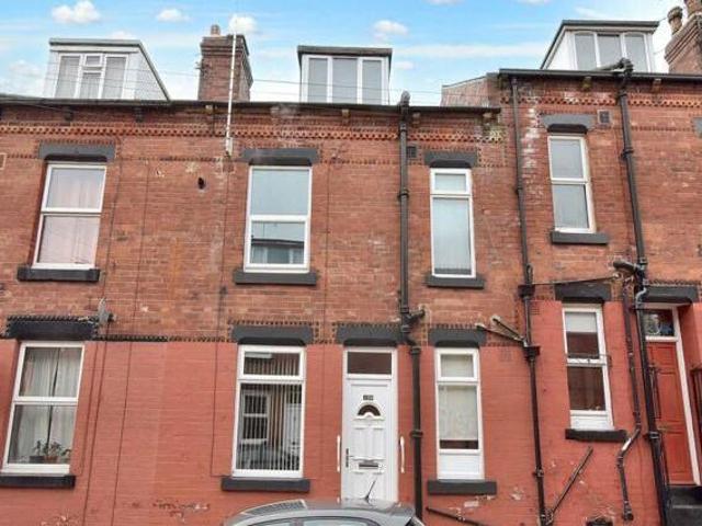 House for sale in Kirkstall, West Yorkshire
