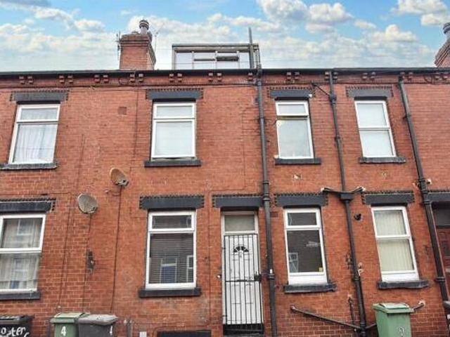 House for sale in Holbeck, West Yorkshire