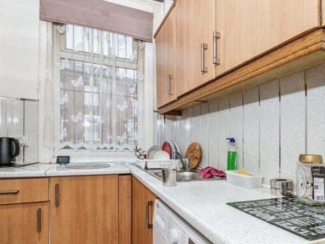 House for sale in Beeston Hill, Leeds
