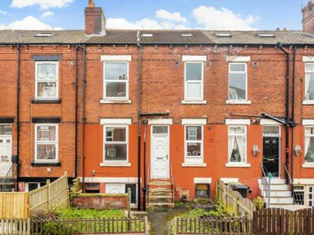 House for sale in East End Park, Leeds