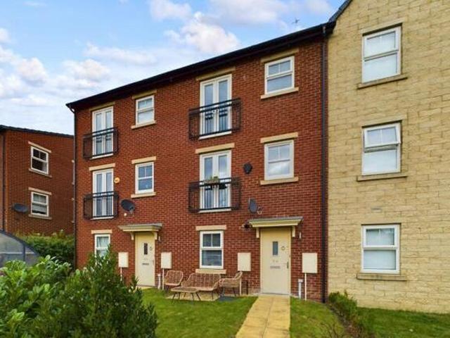 House for sale in Holbeck, West Yorkshire