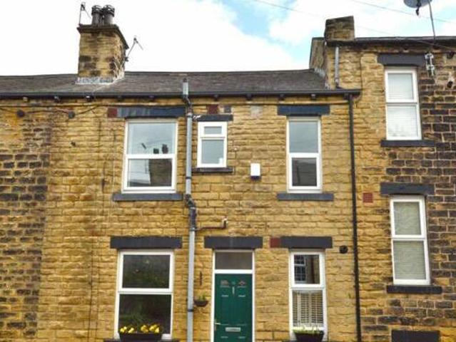 House for sale in Farsley, West Yorkshire