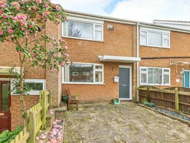 House for sale in Scholes, West Yorkshire