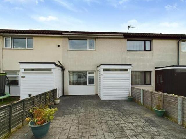 House for sale in Scholes, West Yorkshire