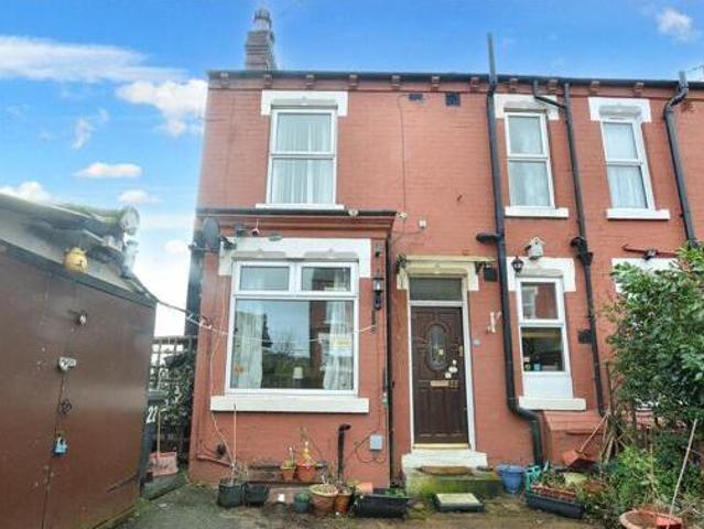 House for sale in Harehills, West Yorkshire