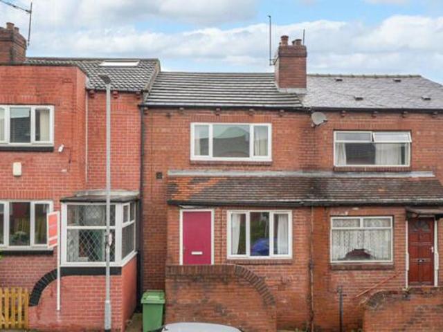 House for sale in Armley, West Yorkshire