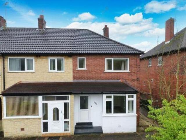 House for sale in Horsforth, West Yorkshire