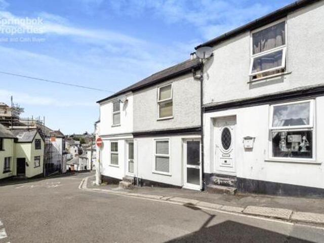 House for sale in Lamellion, Cornwall