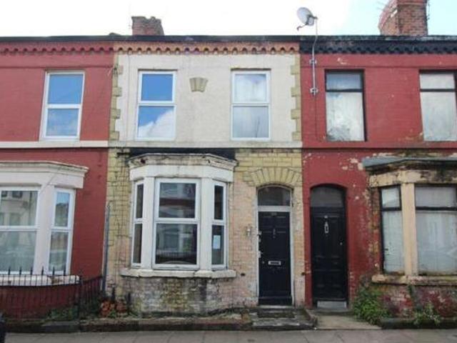 House for sale in Calderstones