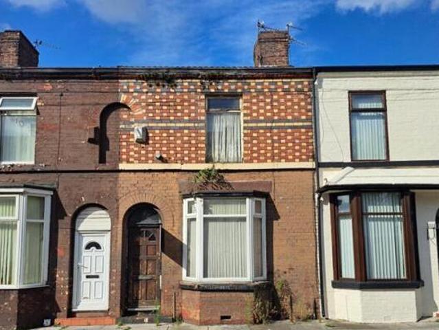 House for sale in Calderstones