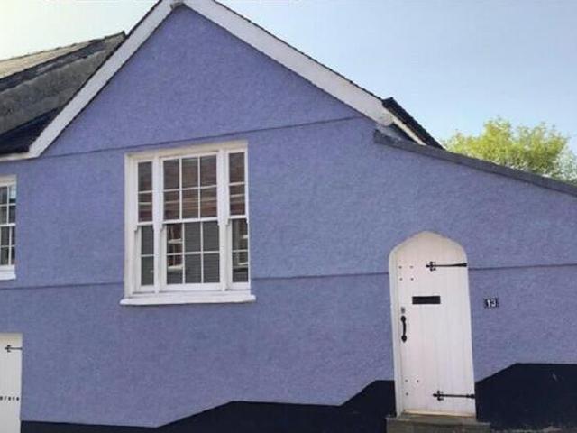 House for sale in Llandeilo, Wales
