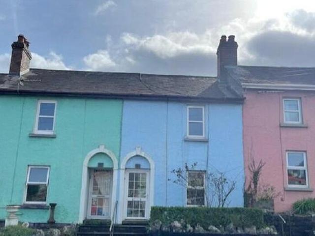 House for sale in Llandeilo, Wales