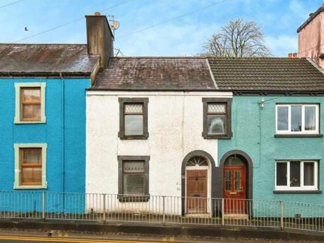House for sale in Llandeilo, Wales