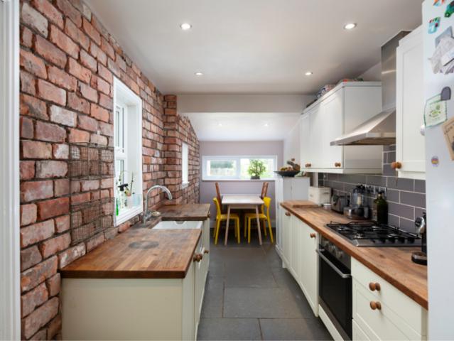 Cottage for sale in Newbridge, Bath
