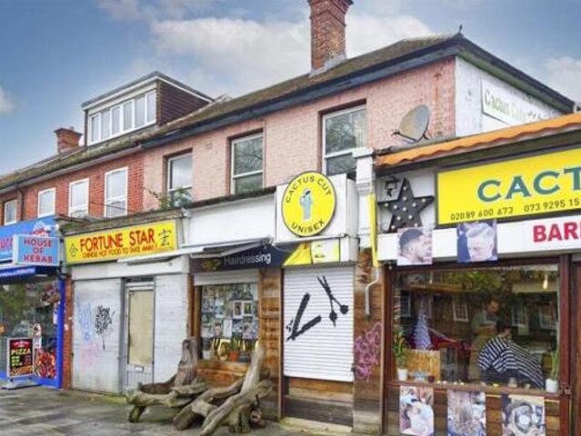 House for sale in Lyons, Greater London