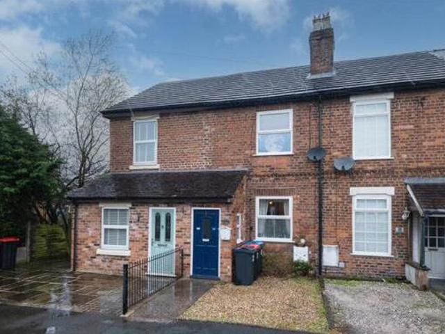 House for sale in Lyons, Greater London