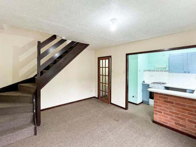 House for sale in Elmfield, Leicestershire