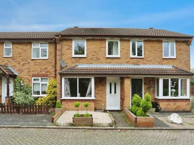House for sale in Elmfield, Leicestershire