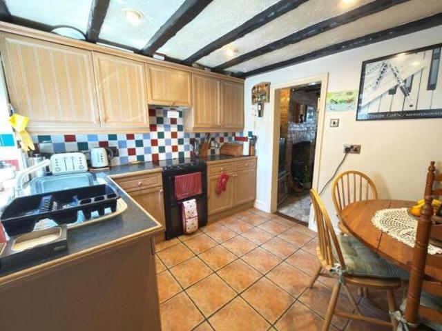 Cottage for sale in Caddington, Bedfordshire