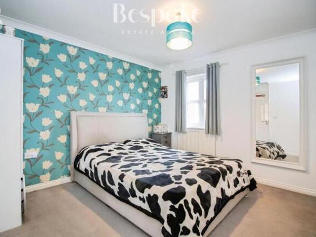Cottage for sale in Earley