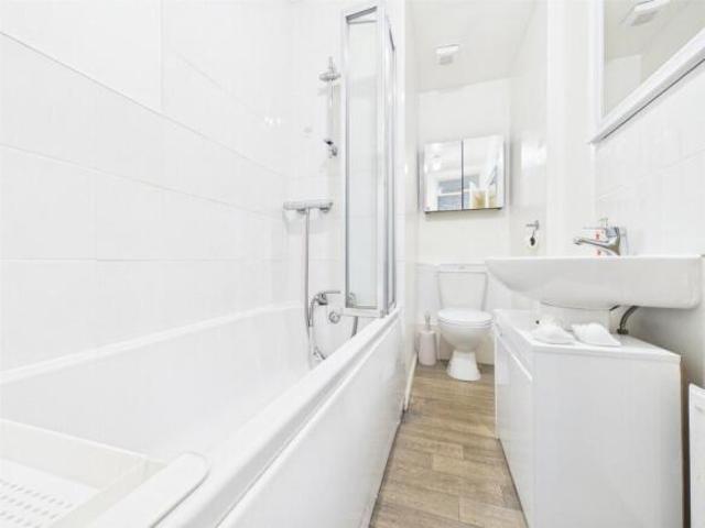 Cottage for sale in Gloucester, Gloucestershire