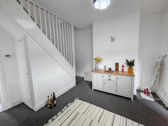 Cottage for sale in Dutton, Cheshire