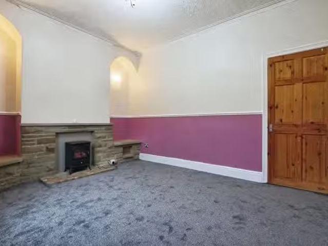 House for sale in Wrenthorpe