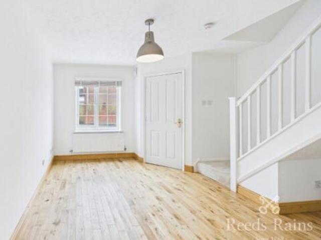 Cottage for sale in Whitkirk, Colton