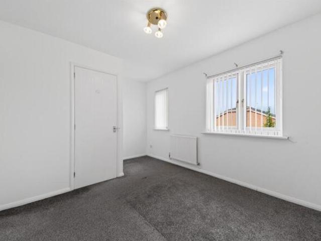 Cottage for sale in Cambuslang, Scotland