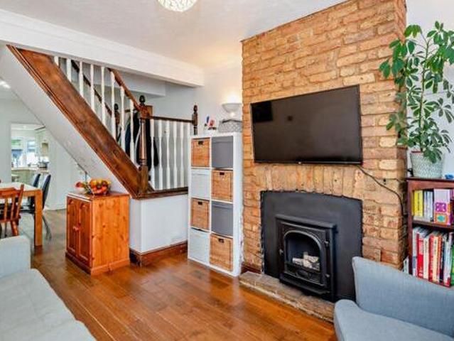 House for sale in Moneyhill, Batchworth