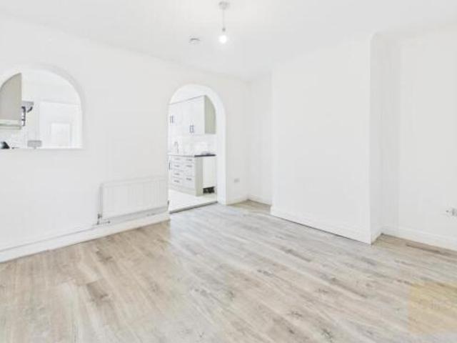 Cottage for sale in Barton, Gloucester