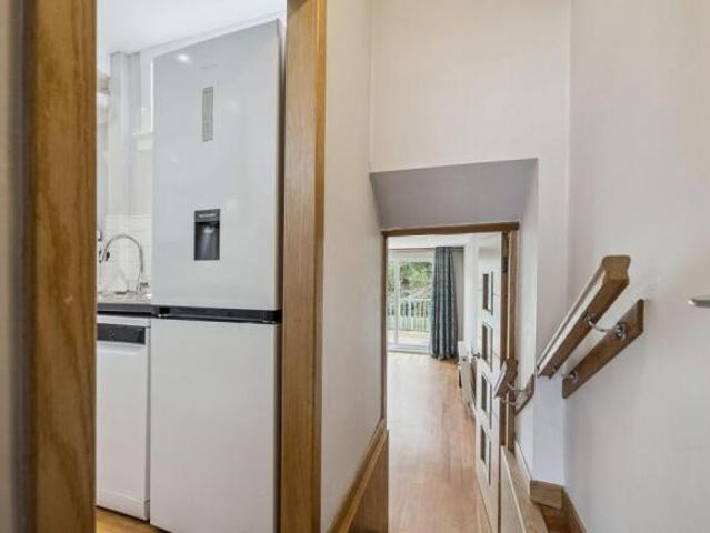 Cottage for sale in Clarkston, Scotland
