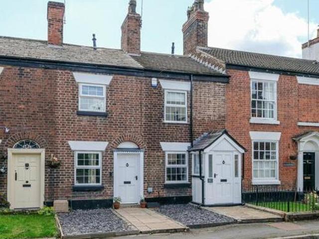 House for sale in Lyons, Greater London