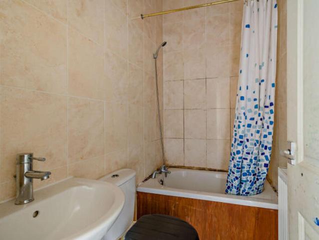Cottage for sale in Huddersfield, West Yorkshire